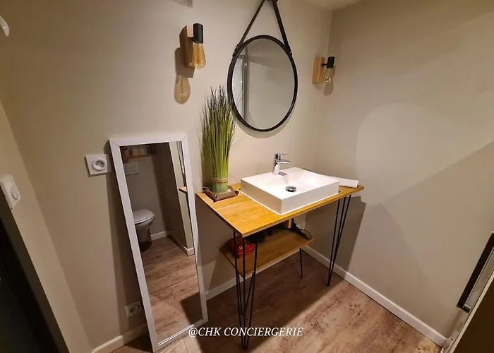 בית נופש Authentique Avec Mezzanine Proche Du Puy Dufou *