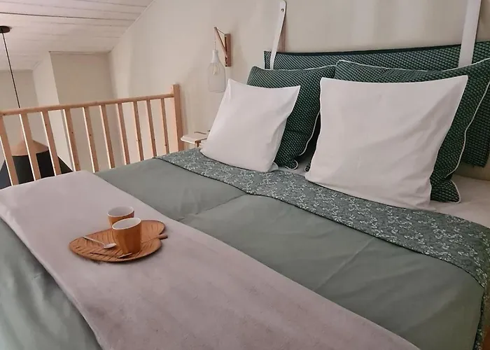 Authentique Avec Mezzanine Proche Du Puy Dufou Saint-Paul-en-Pareds