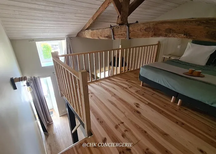 Authentique Avec Mezzanine Proche Du Puy Dufou Saint-Paul-en-Pareds