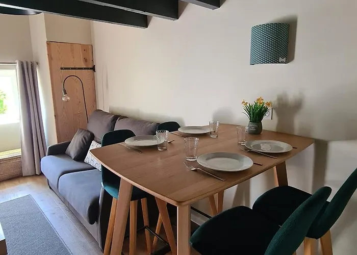 בית נופש Authentique Avec Mezzanine Proche Du Puy Dufou *