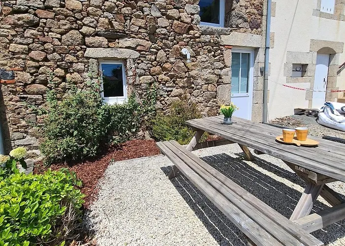 בית נופש Authentique Avec Mezzanine Proche Du Puy Dufou